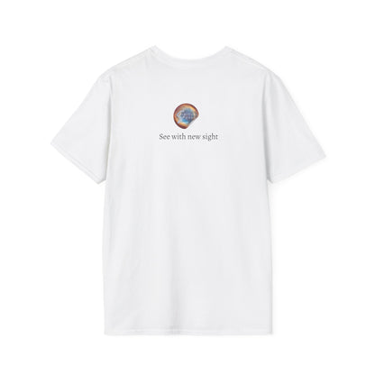 Camiseta unisex de estilo suave - "Ver con una nueva perspectiva" - Camiseta de arte cósmico para buscadores espirituales